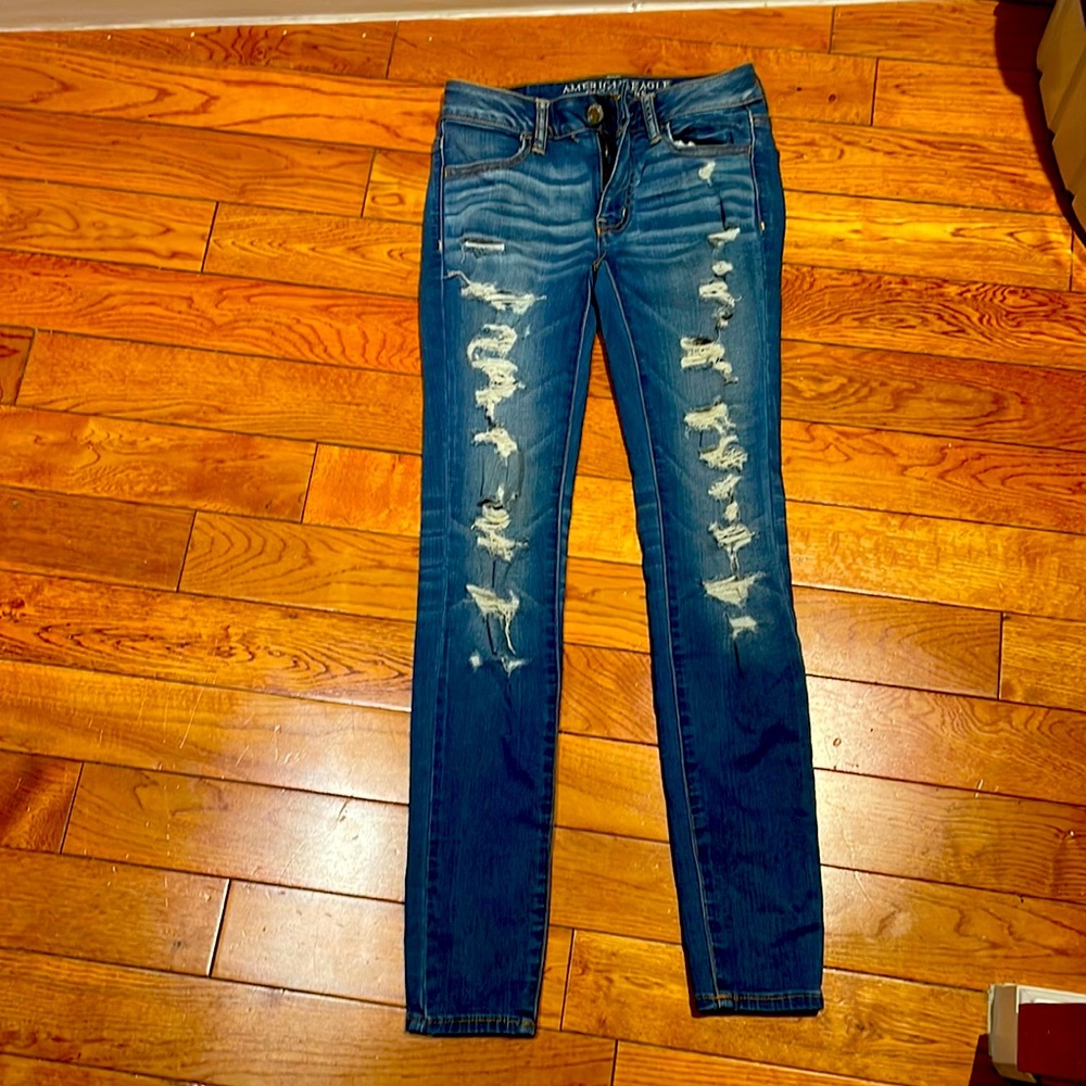 American Eagle Blue ripped jeans